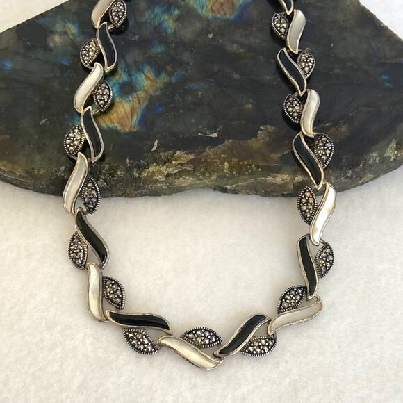 Sterling Silver 925 DBJ Dee Berkley Marcasite Mother Of Pearl Onyx Necklace 16" - Picture 6 of 16